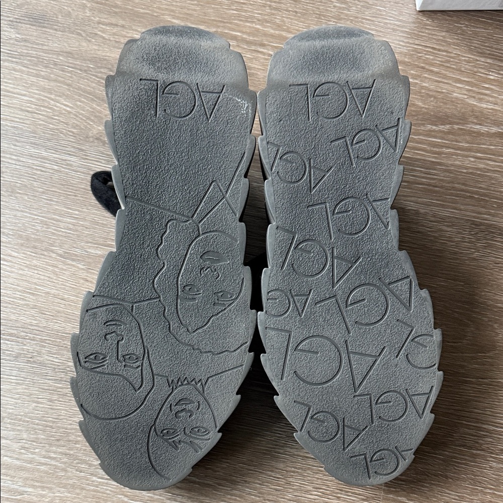 AGL Black Blondie Ring Sneakers - Picture 6 of 9